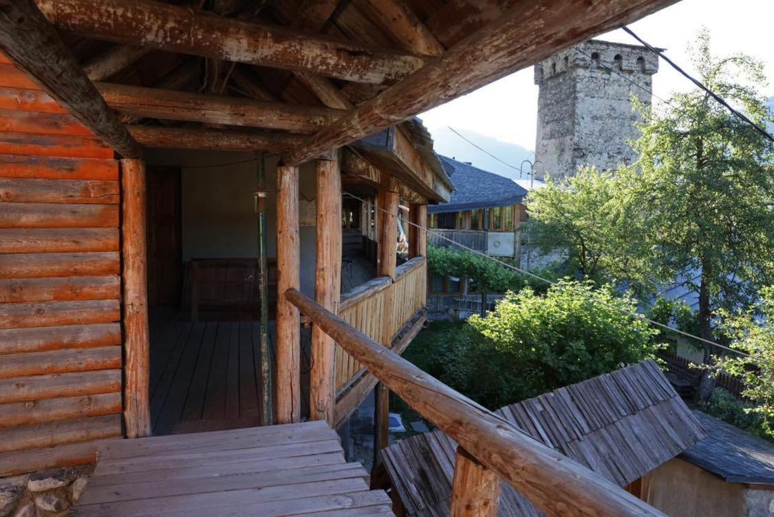 Mestialux Guesthouse Exterior photo