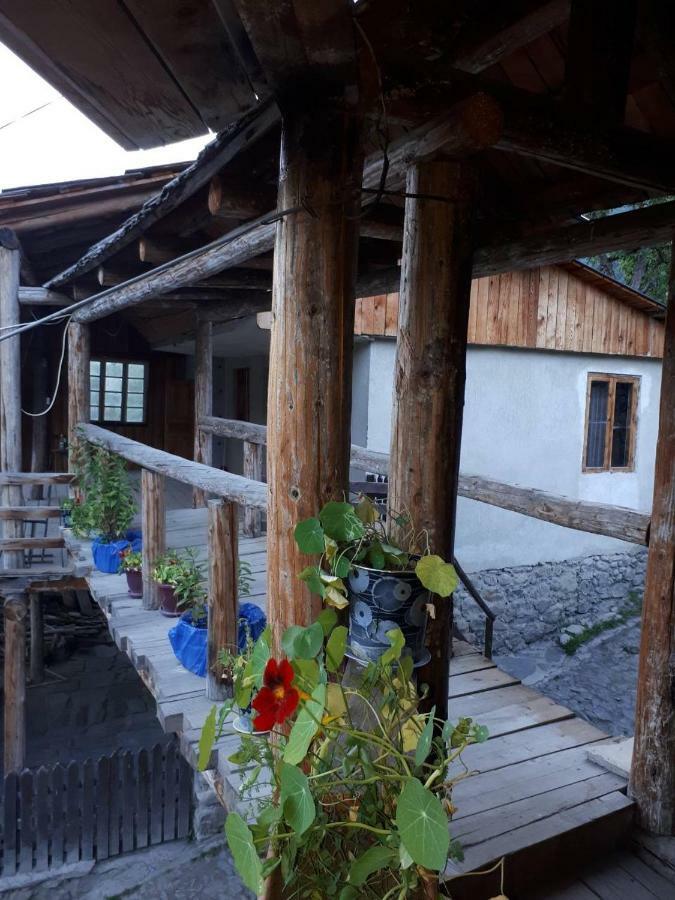 Mestialux Guesthouse Exterior photo
